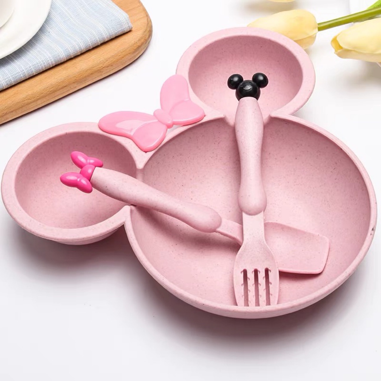 小麦わらで作られたミニーマウスの子供用食器セット。フォークと - Baby Food Menu のレビューと価格